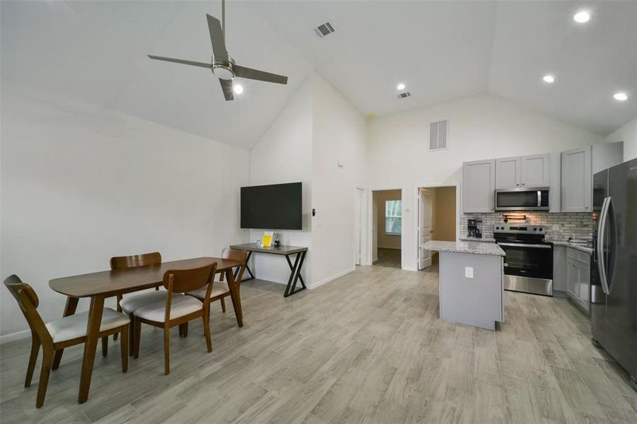 Furnished interior in a model home at Lake Conroe Village in Montgomery (Image 11). Furnished interior in a model home at Lake Conroe Village in Montgomery (Image 11).