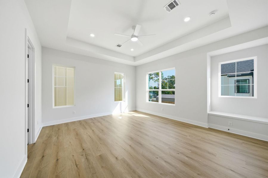 Spacious, unfurnished interior of a new home in , Houston (Image 20). Spacious, unfurnished interior of a new home in , Houston (Image 20).