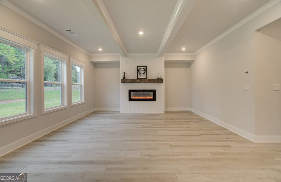 Spacious, unfurnished interior of a new home in Ponderosa Farms Estates, Gainesville (Image 50). Spacious, unfurnished interior of a new home in Ponderosa Farms Estates, Gainesville (Image 50).