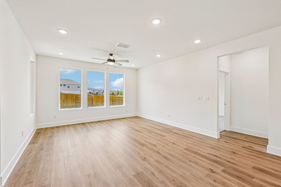 Spacious, unfurnished interior of a new home in Freedom at Anthem, Kyle (Image 12).