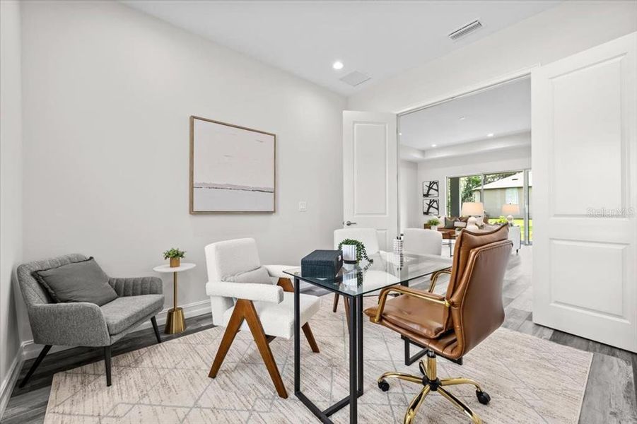 Furnished interior view inside a new home in , Lecanto (Image 17).