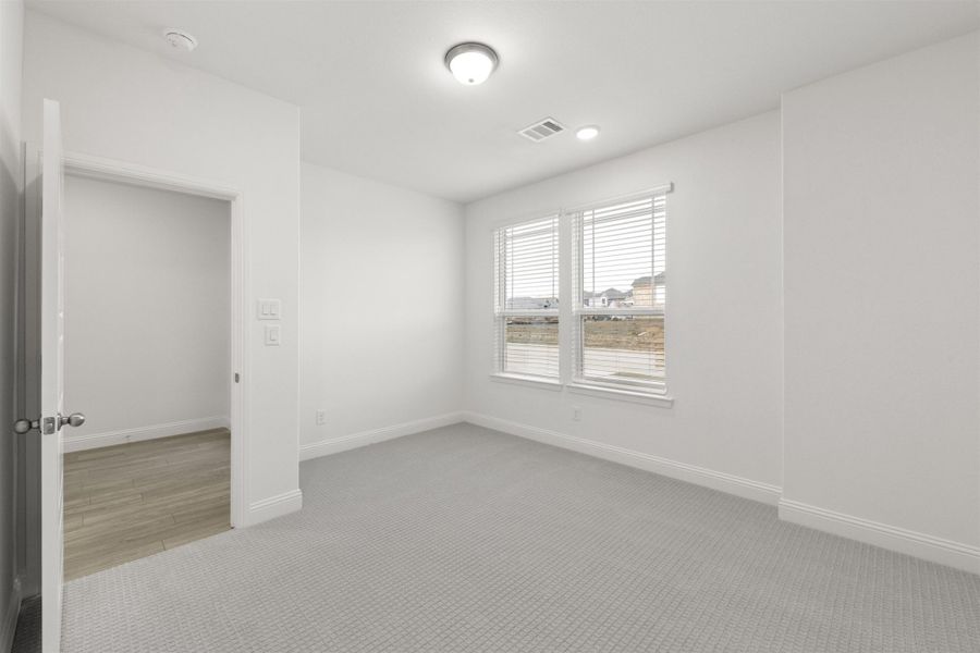 Spacious, unfurnished interior of a new home in Timberbrook, Justin (Image 20). Spacious, unfurnished interior of a new home in Timberbrook, Justin (Image 20).