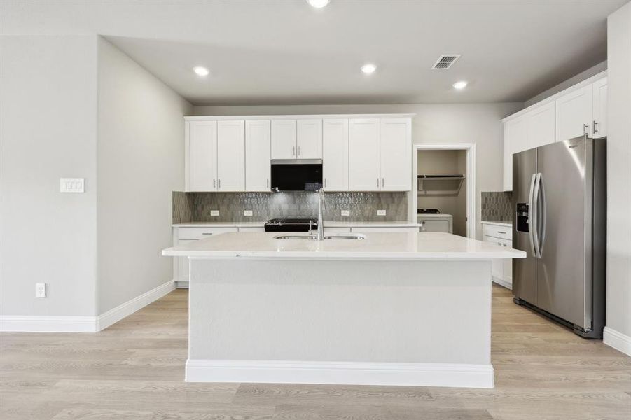 Photo is not of the actual home, but is an inspirational photo of builder’s model home and may depict options, furnishings, and/or decorator features that are not included. Photo is not of the actual home, but is an inspirational photo of builder’s model home and may depict options, furnishings, and/or decorator features that are not included.