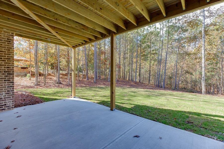 Exterior details and patio area of a home in , Bishop (Image 28).