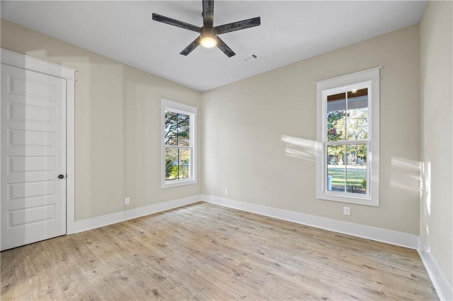 Spacious, unfurnished interior of a new home in , Monroe (Image 28).