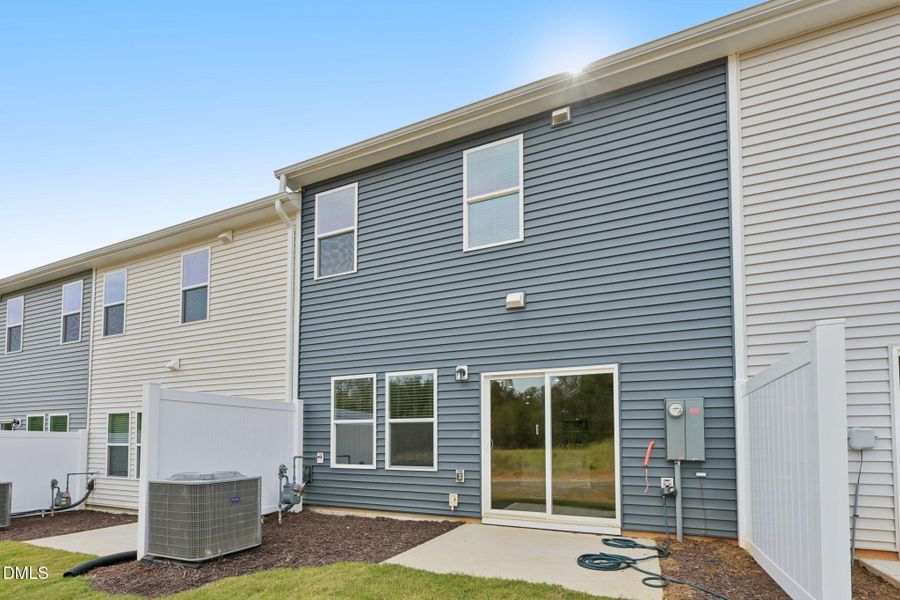 43-web-or-mls-Raleigh - Oakwood Townes - 43-web-or-mls-Raleigh - Oakwood Townes -