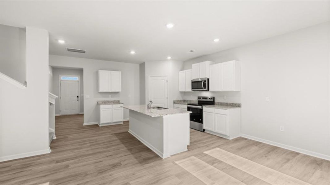 Furnished interior view inside a new home in Oconee Overlook, Gainesville (Image 12).