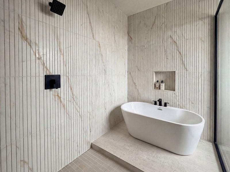 Close-up of interior finishes inside a home in Shepherd Heights, Houston (Image 3).