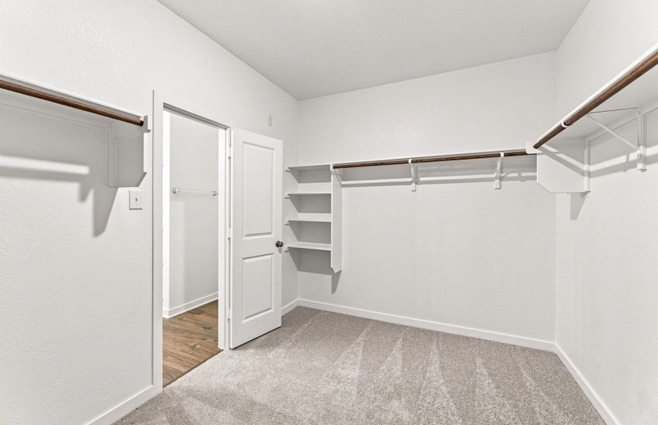 Spacious, unfurnished interior of a new home in Sonterra, Jarrell (Image 47).