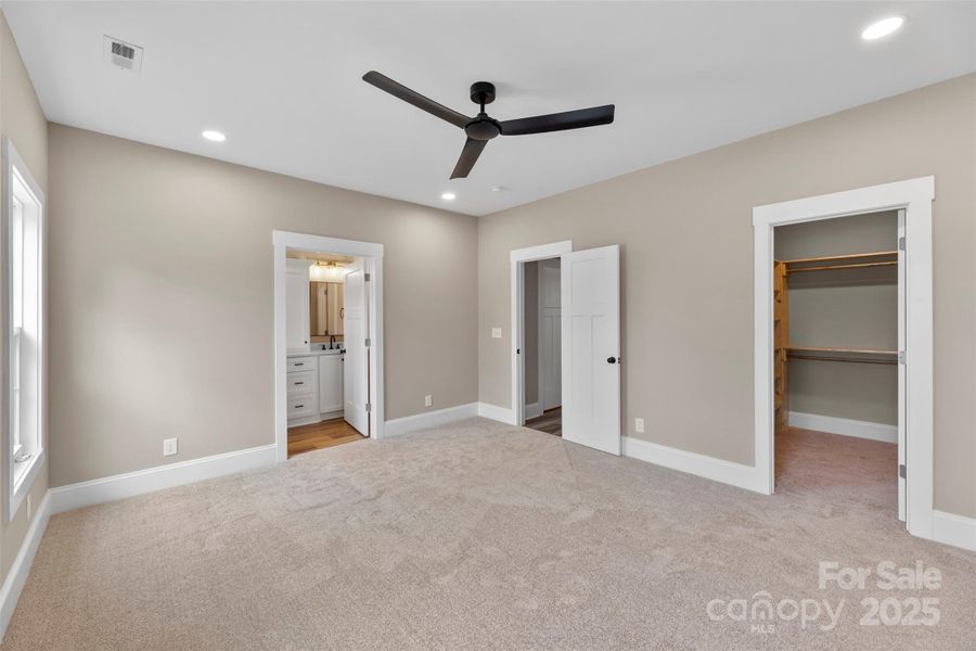 Spacious, unfurnished interior of a new home in , Kings Mountain (Image 14). Spacious, unfurnished interior of a new home in , Kings Mountain (Image 14).