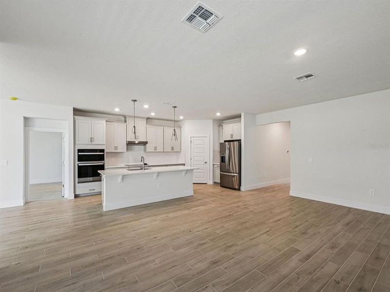 Spacious, unfurnished interior of a new home in Magnolia Bay - Reserve Series, Nokomis (Image 6). Spacious, unfurnished interior of a new home in Magnolia Bay - Reserve Series, Nokomis (Image 6).
