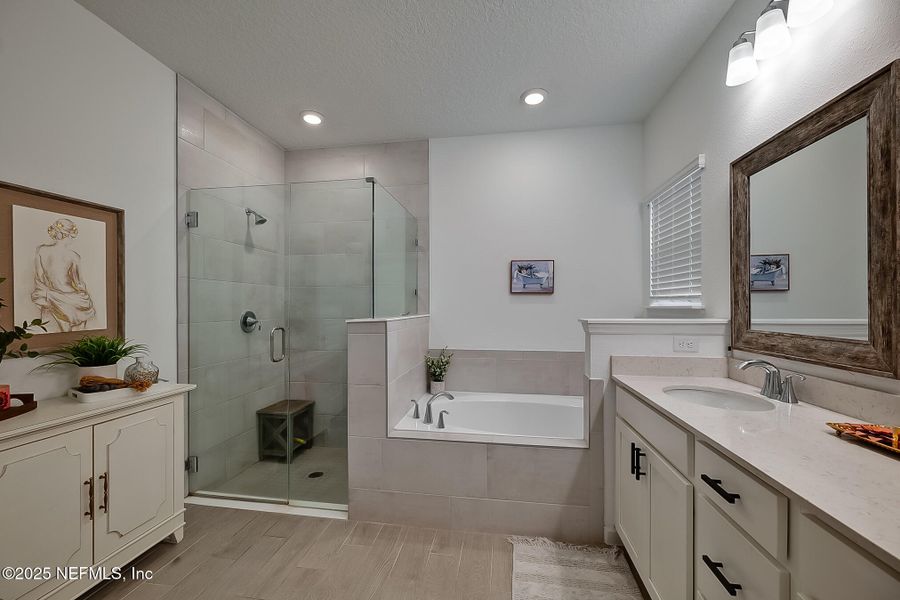 Furnished interior view inside a new home in , Jacksonville (Image 31). Furnished interior view inside a new home in , Jacksonville (Image 31).