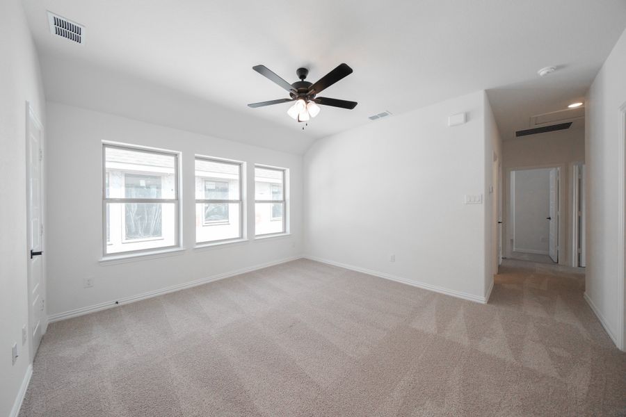 Spacious, unfurnished interior of a new home in Wildflower Ranch, Justin (Image 16). Spacious, unfurnished interior of a new home in Wildflower Ranch, Justin (Image 16).