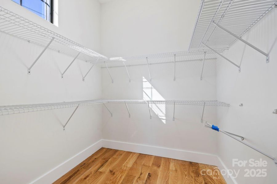 Spacious, unfurnished interior of a new home in , Hendersonville (Image 11).