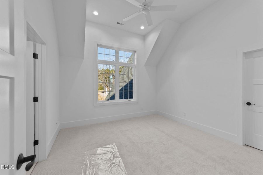 48-web-or-mls-VB4A8735