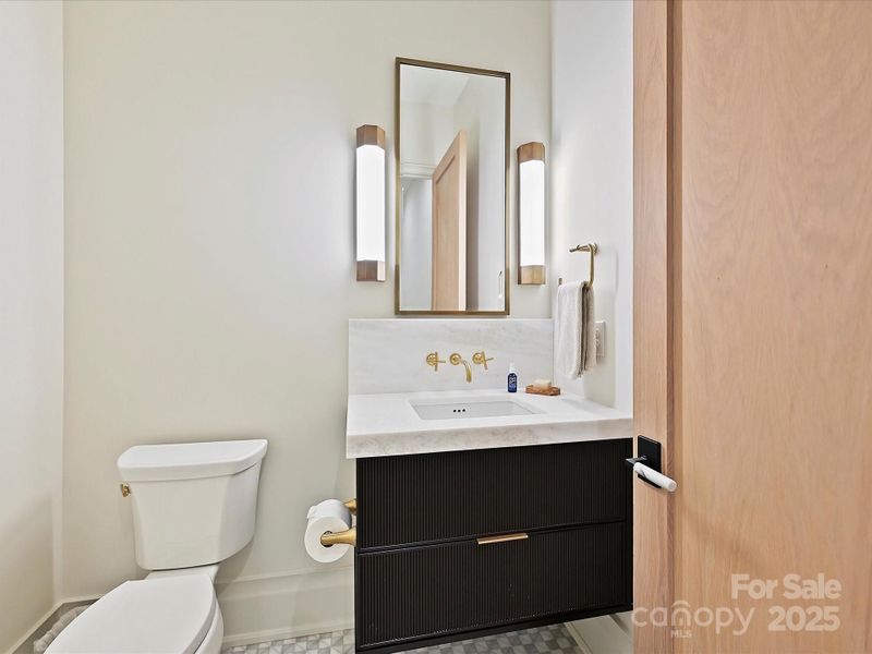 Powder Room Powder Room