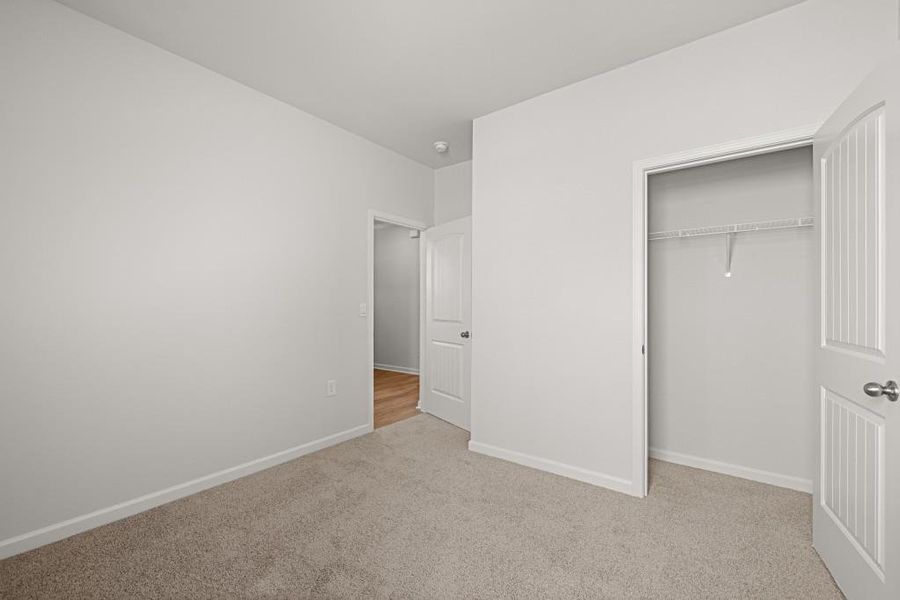 Spacious, unfurnished interior of a new home in Northwoods at Mirror Lake, Villa Rica (Image 28).