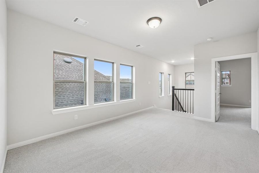 Spacious, unfurnished interior of a new home in Karis - Cottage Series, Crowley (Image 21).