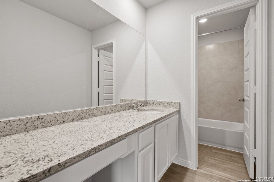 Furnished interior view inside a new home in Dauer Ranch, New Braunfels (Image 12). Furnished interior view inside a new home in Dauer Ranch, New Braunfels (Image 12).