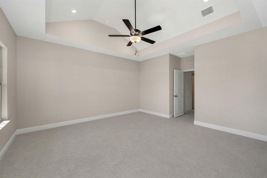 Spacious, unfurnished interior of a new home in Fields Villas - Darling Homes, Frisco (Image 24).