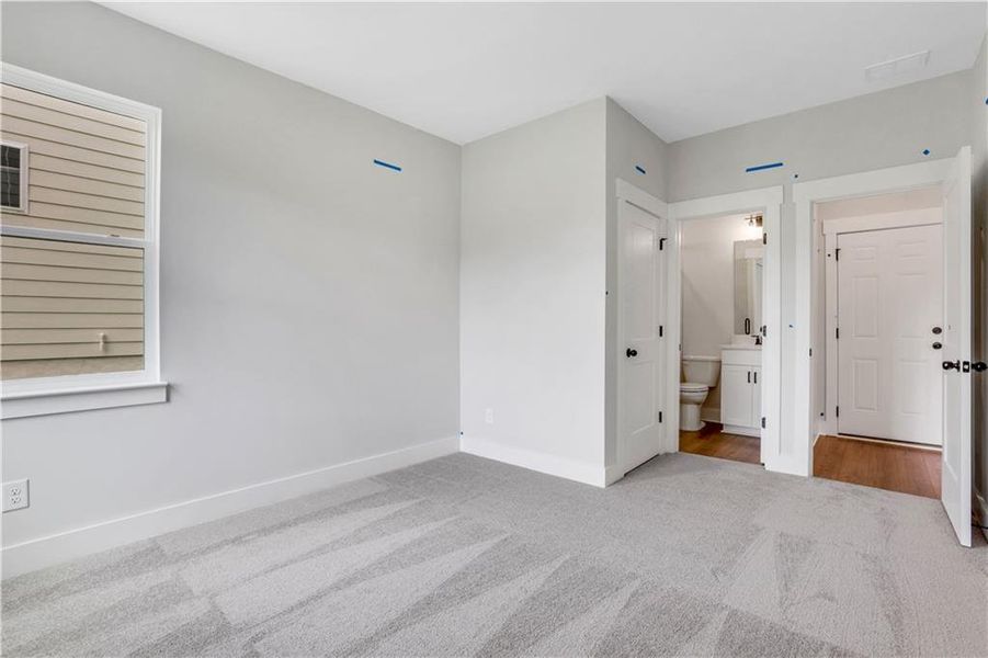 Spacious, unfurnished interior of a new home in Twin Lakes, Hoschton (Image 27). Spacious, unfurnished interior of a new home in Twin Lakes, Hoschton (Image 27).