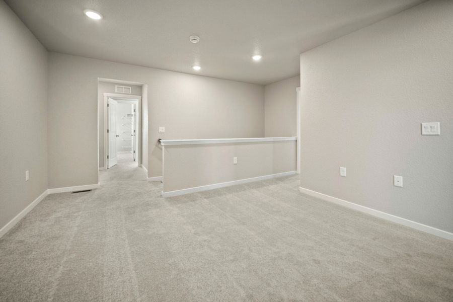 Representative unfurnished interior of a home built from the Palmer by View Homes in Aspen Meadows – Townhomes, Colorado Springs (Image 33).