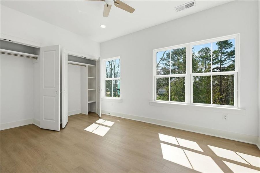 Spacious, unfurnished interior of a new home in , Alpharetta (Image 16).