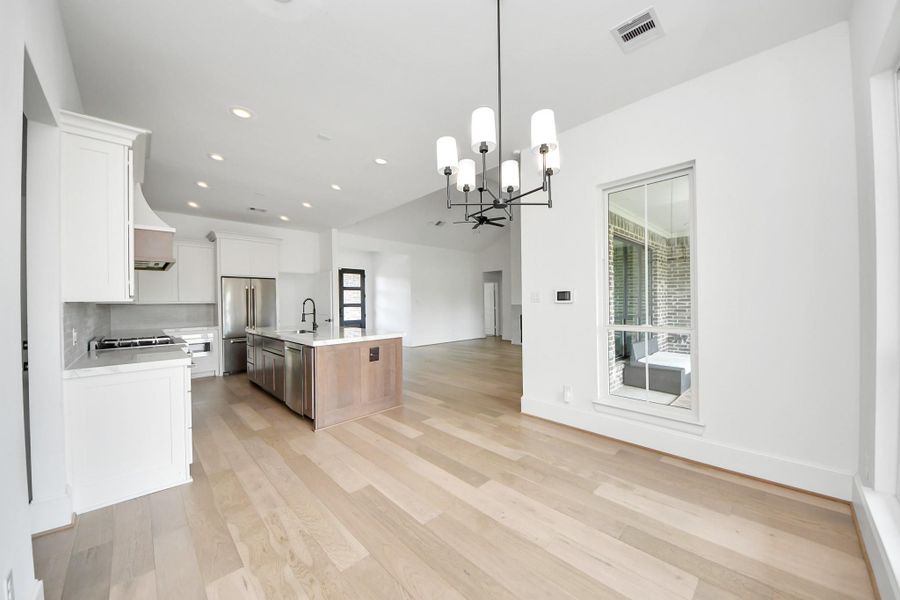 Spacious, unfurnished interior of a new home in , Alvin (Image 18). Spacious, unfurnished interior of a new home in , Alvin (Image 18).