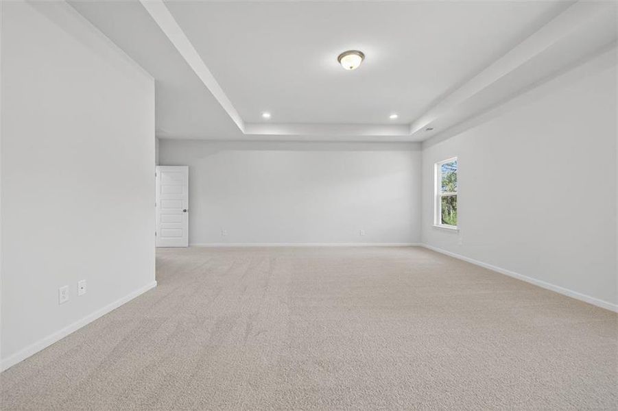 Spacious, unfurnished interior of a new home in Allen Manor, Hoschton (Image 40).