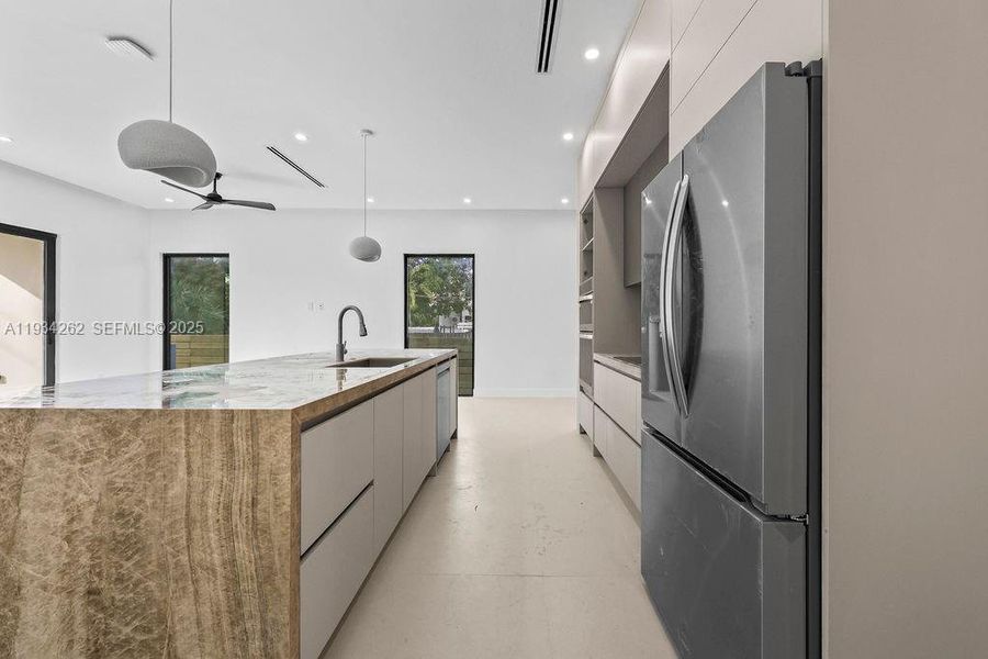 Furnished interior view inside a new home in , Fort Lauderdale (Image 6).