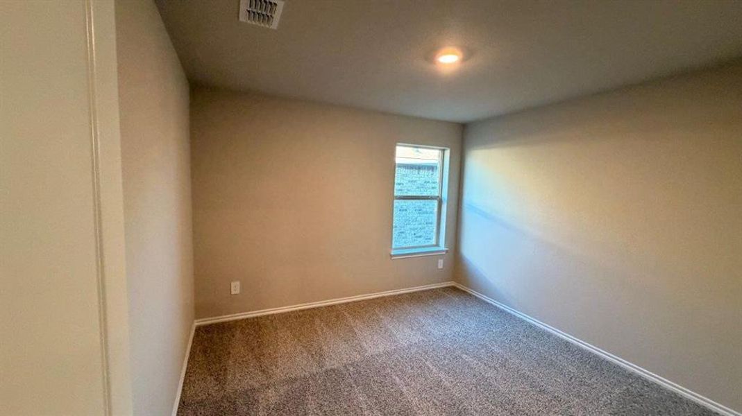 Spacious, unfurnished interior of a new home in Rosewood at Beltmill, Fort Worth (Image 8).