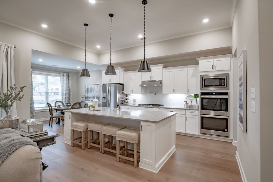 Representative furnished interior of a home built from the Willow by Grant & Co in Manor at Hall Creek, Arlington (Image 52).