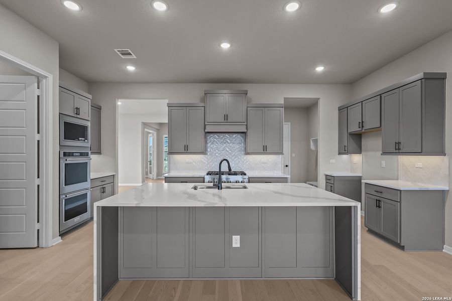 Furnished interior view inside a new home in Homestead, Schertz (Image 7).