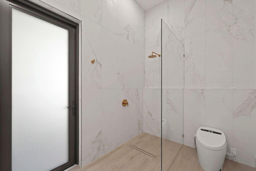 1701 North Swinton Ave - 52.jpg-SMALL