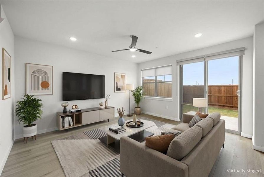 4615 Hawks Trail living room vs Ivy