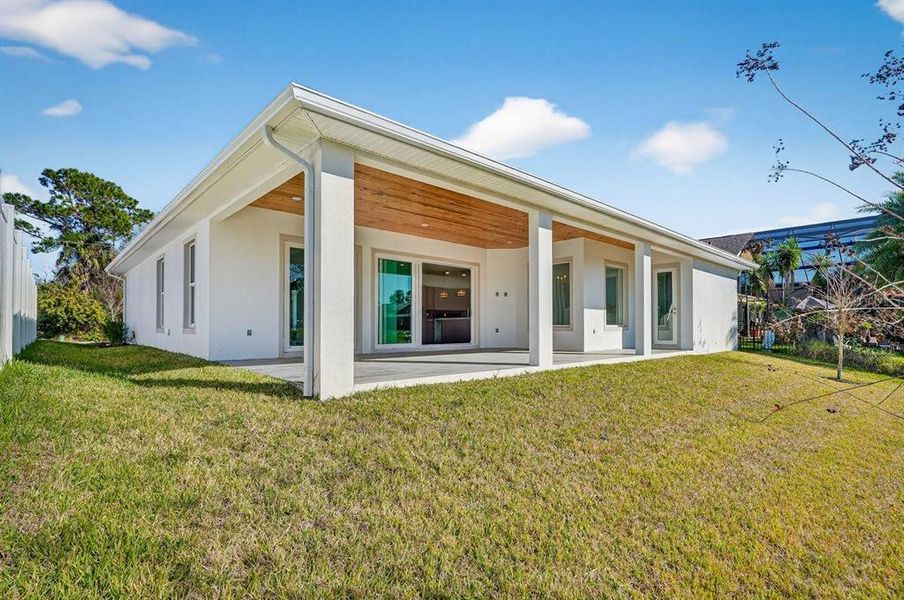 Exterior details and patio area of a home in , Palm Coast (Image 38).