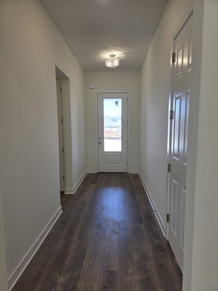 Spacious, unfurnished interior of a new home in Twin Oaks, Oakland (Image 6).