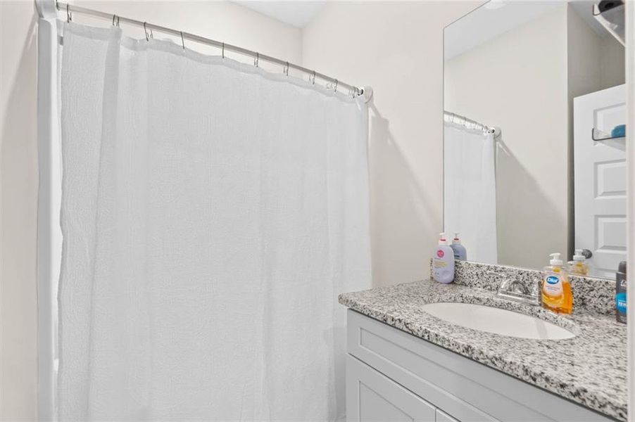 Furnished interior view inside a new home in , Dallas (Image 29). Furnished interior view inside a new home in , Dallas (Image 29).