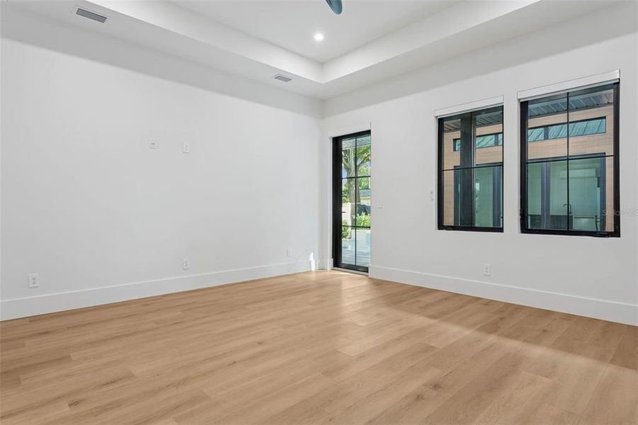 Spacious, unfurnished interior of a new home in , Tampa (Image 28). Spacious, unfurnished interior of a new home in , Tampa (Image 28).