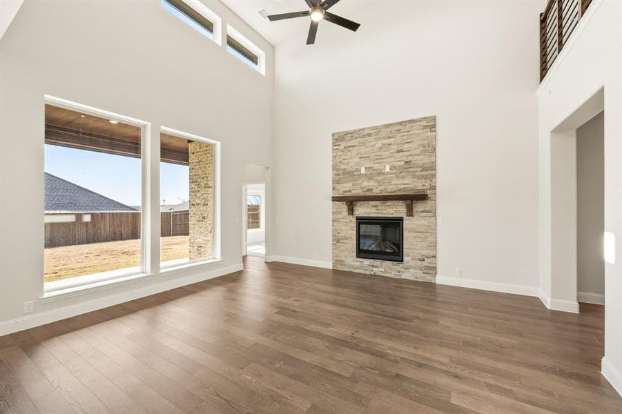 Spacious, unfurnished interior of a new home in Parks at Panchasarp Farms, Burleson (Image 21). Spacious, unfurnished interior of a new home in Parks at Panchasarp Farms, Burleson (Image 21).