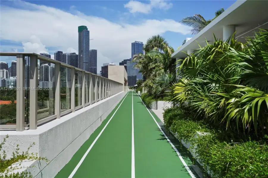 Condo located in Miami, FL showcasing its design and architecture (Image 3).