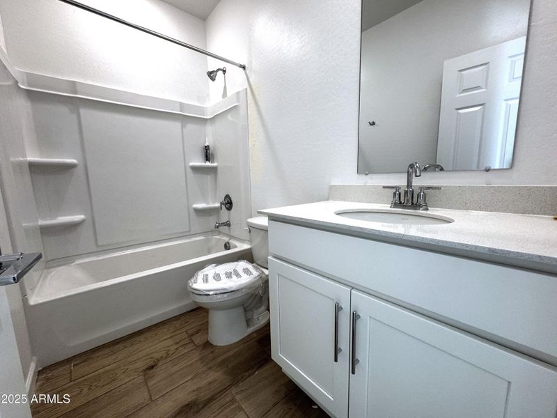 6 - Bathroom 2