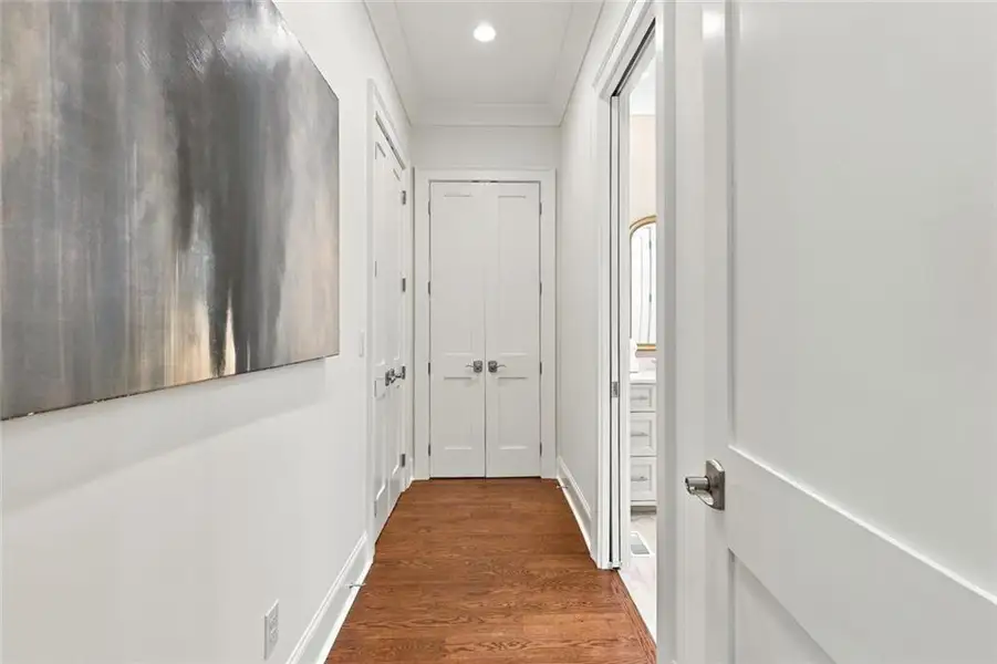 Spacious, unfurnished interior of a new home in , Sandy Springs (Image 62).
