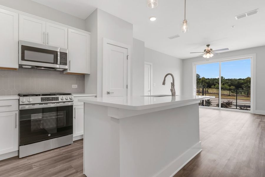 Furnished interior view inside a new home in Echo Park, Suwanee (Image 11).