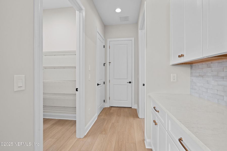 Spacious, unfurnished interior of a new home in SilverLeaf, St. Augustine (Image 20). Spacious, unfurnished interior of a new home in SilverLeaf, St. Augustine (Image 20).