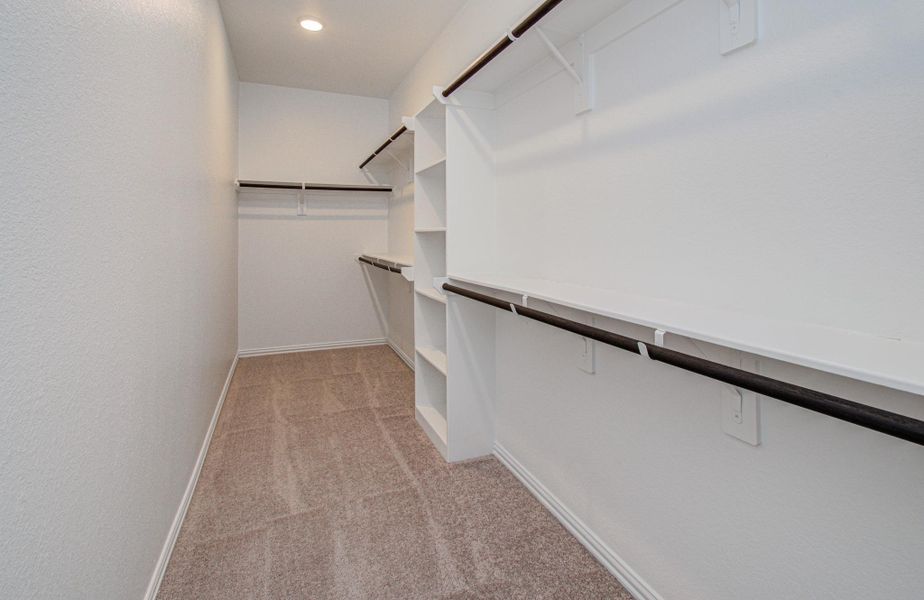Spacious, unfurnished interior of a new home in , Fulshear (Image 30). Spacious, unfurnished interior of a new home in , Fulshear (Image 30).