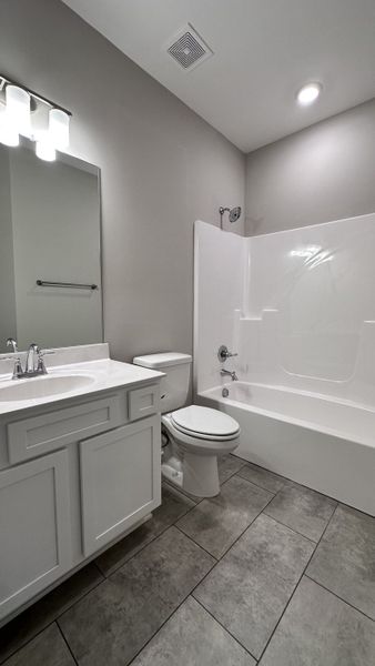 Furnished interior view inside a new home in Veterans Cove, Murfreesboro (Image 7).