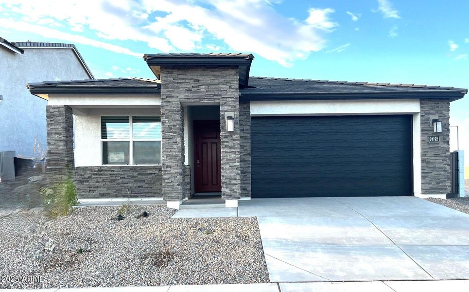 Lot 219 Apache Farms Mk 1 Lot 219 Apache Farms Mk 1