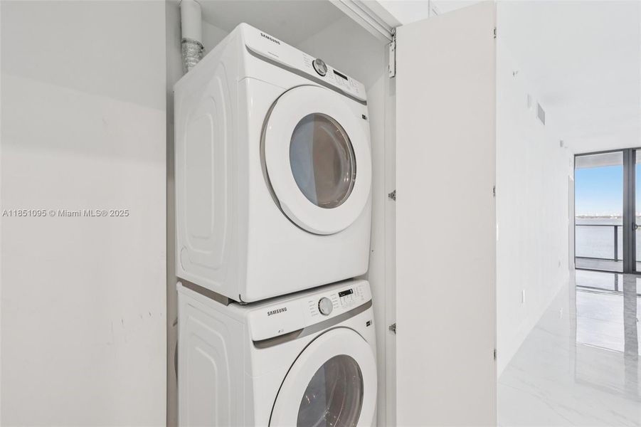 Furnished interior view inside a new home in Aria Reserve, Miami (Image 10).