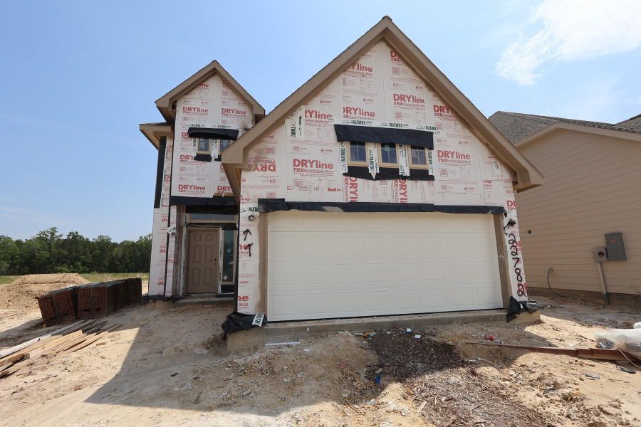 Two story home with 4 beds, 3 baths, and 2 car garage